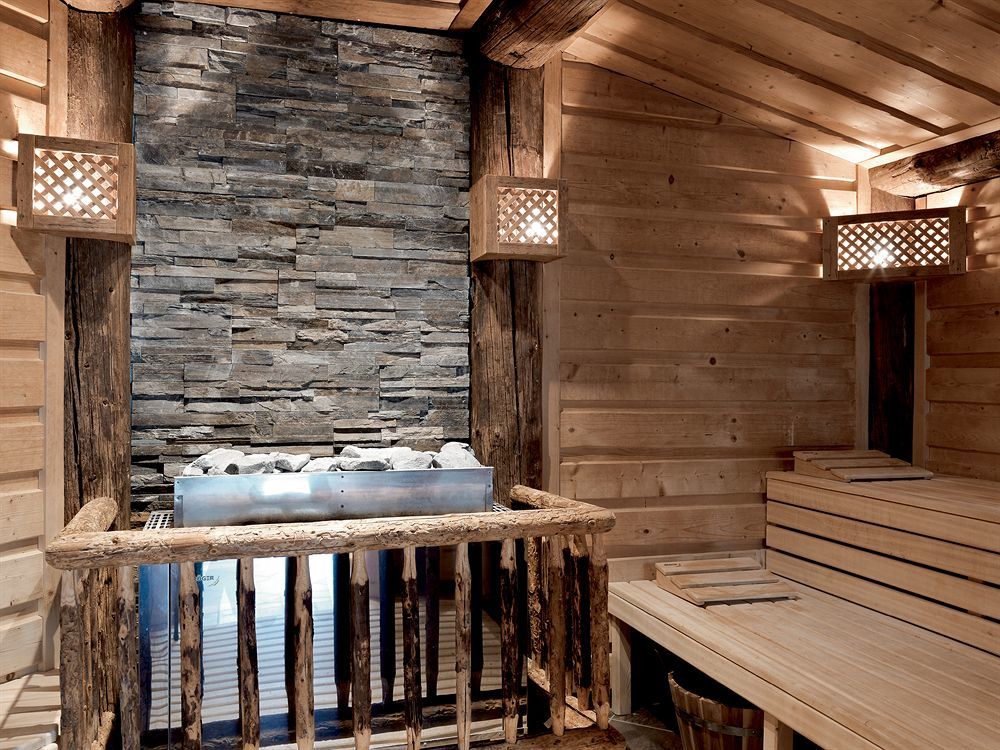 Schlosshotel Kitzbuehel A-Rosa Collection Exterior foto A modern Finnish sauna