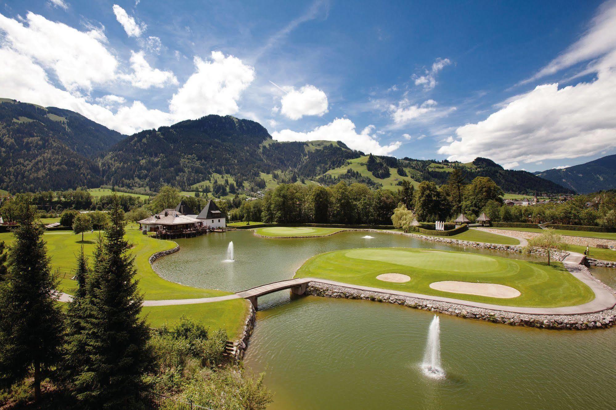 Schlosshotel Kitzbuehel A-Rosa Collection Exterior foto Golf course in Bad Tölz